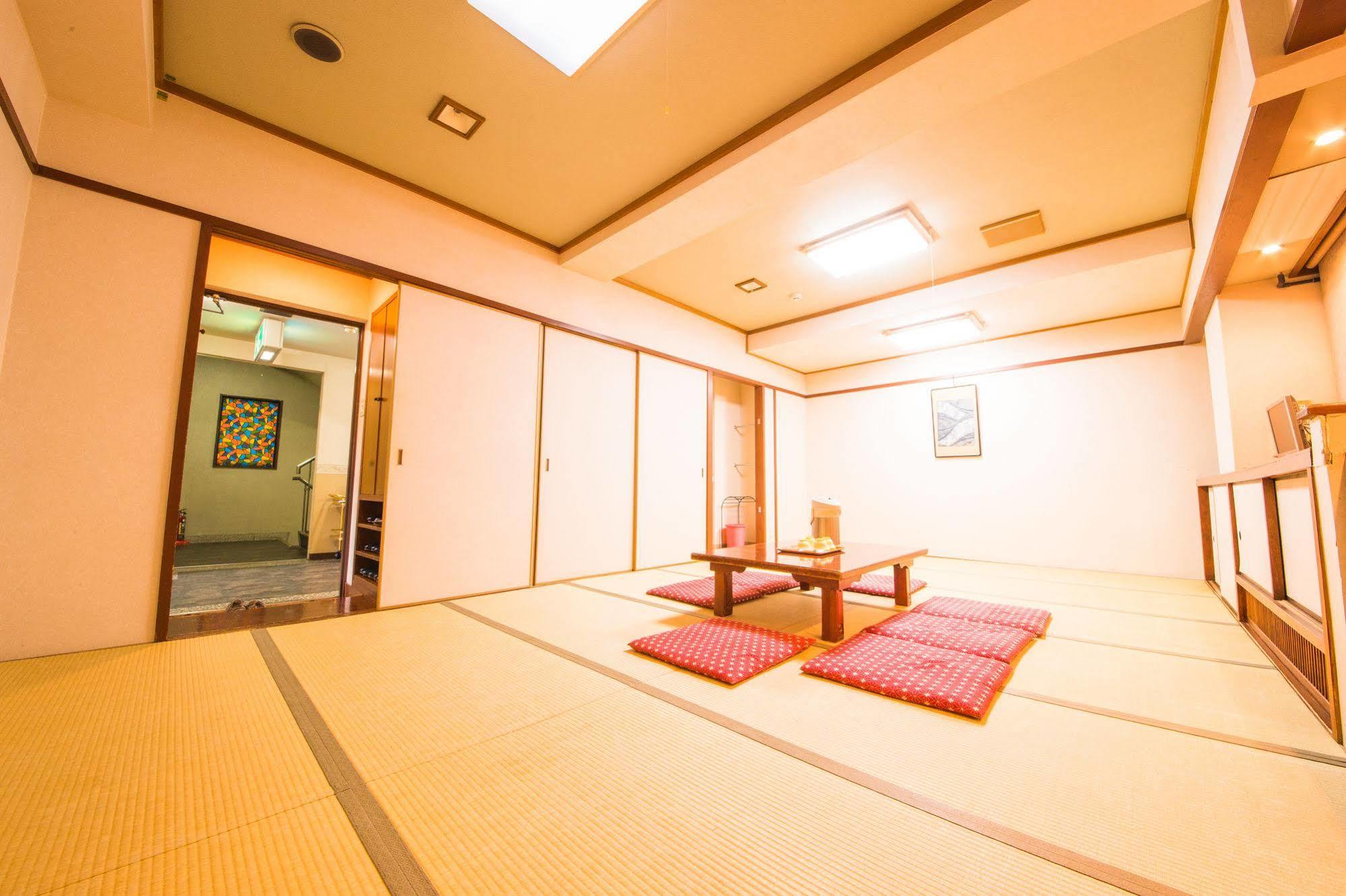 Azumaya Ryokan เกียวโต ภายนอก รูปภาพ