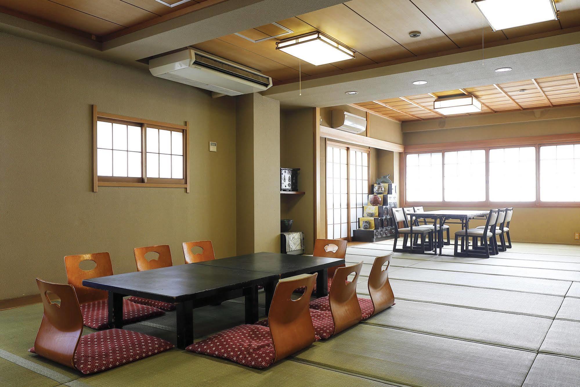 Azumaya Ryokan เกียวโต ภายนอก รูปภาพ